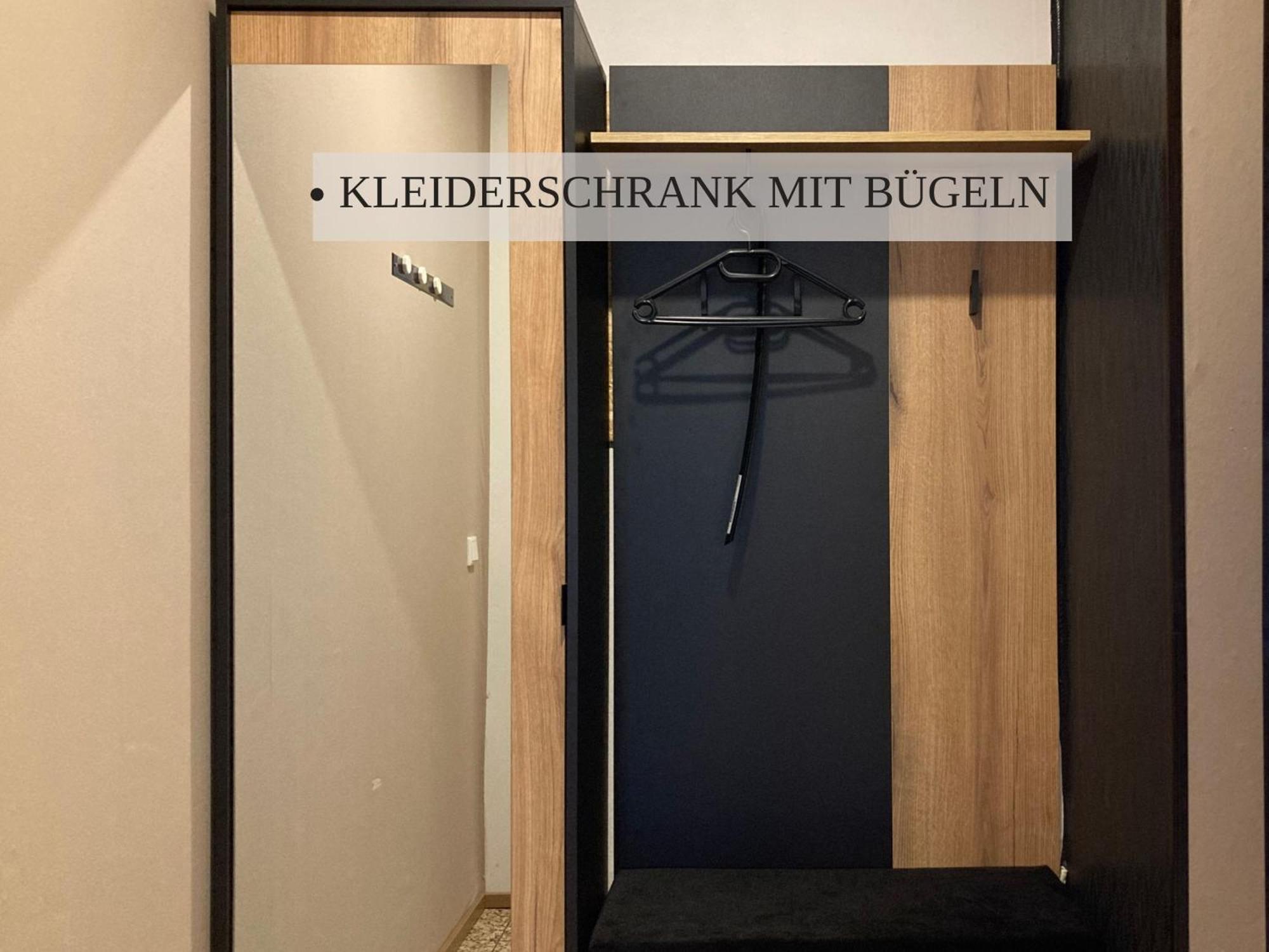 Haus Krabbe Zimmer Ohne Kueche, Fuer 1-2 Personen, Doppelbett, Zentral Gelegen Zwischen Cuxhaven Und Bremerhaven, Hunde Kostenfrei Willkommen, Kostenfreier Parkplatz Wremen Ngoại thất bức ảnh